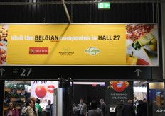 Bij binnenkomst in hal 27 was er weer een grote banner geregeld, zodat niemand kon missen dat dit het domein van de Vlamingen was.