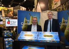 Patrick Thoen en Marc Evrard bewaakten weer de stand van de Belgian Fruit Valley