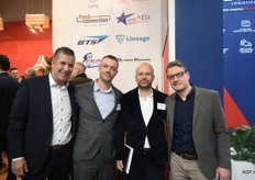 Henning Goedecke, Steve Alaerts, Diego Barriga (Foodcareplus) en Jan Zobel (Heuer Logistics)