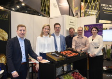 Het team van Nicolai Fruit & Vegetables met hier: Stijn Weckx, Hannah Nicolai, Peter Parms, Danny Simons, Kristof Van Orshaegen, Masra Magomedova 