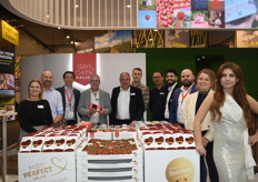 Het team van Den Berk Délice. Vorige week vrijdag vierde het bedrijf nog haar 10-jarig bestaan, maar afgelopen week weer in grote getalen aanwezig op de Fruit Logistica