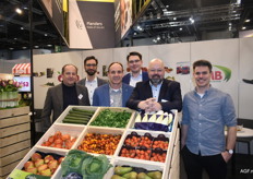 Piet Verbrugghe, Jonathan Vandesande, Mario Vercammen, Mathieu Dendauw, Jeroen Buyck en Peter Denys van Calsa/FMB en Gebroeders Michiels. FMB viert eind deze maand haar 100-jarig bestaan