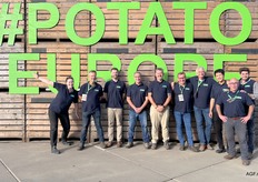 Restrain Team. Van links naar rechts: Natalie Fifield - Market Manager, Antoine van Wezel - Sales Support Manager, Nathan Edgar - Product Manager - Accumulator, Dan Hewitt - Managing Director, Scott Garnett - Product Manager - InhibitR, Andreas Fust - Sales Manager Germany, Dirk Garos - Strategy Director, Seukmin Hong - Technical Executive, Adrien Fernet - Sales Manager Germany, Paul O'Connor - Sales Manager - rechts