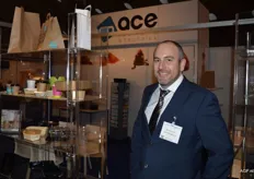 Bertrand Ooms van ACE packaging is leverancier van bekers en blisters voor de AGF-sector.