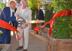 De officiële opening is een feit.