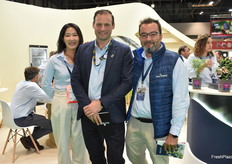 Ellen Kim, Teun Leenders en Antonio Alamo Bermudo van Fall Creek Nursery.