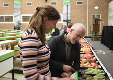 Sophie Wildeboer en Peter Balk van WUR