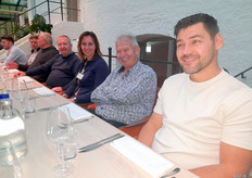 Dion Giesen (Giesen Facilities), Harm Valckx en Kamila Kolk (Berry Packing Services) en Kees Clabbers (WAA Group)
