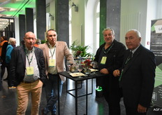 Philippe Devigne (CEFL), Michel Barnstijn, Fabrice Thiels (Brussels Port Community) en Michel Rooryck (Beltop)