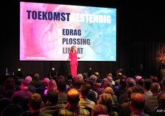 Helga van Leur over klimaatverandering en de uienteelt