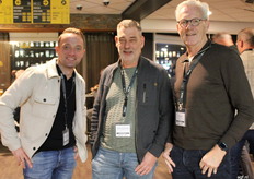 Stephan van der Breggen van Oxin Growers, Leander van de Griend van ZON en Cor Noordijk van Oxin Growers