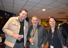 Izak Heijboer (AGF) met collega's Leander van de Griend  en Anky van Vegchel (ZON)