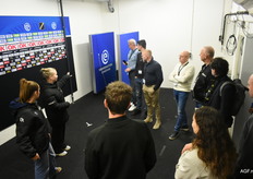 Geen tijd voor een persconferentie, maar de mannen hadden de mediagetrainde oneliners al in de aanslag