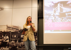 Annemiek van Vleuten, voormalig wielrenster, gaf een inspirerende presentatie over tegenslagen en doorzetten