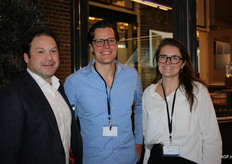 Kees van Rooijen (Farm Dairy), Tim Kievits (FruitMasters) en TessaVoorhorst (NIQ)