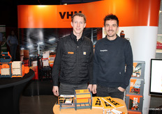 Jens Scholman van VHM Machinery en Mark Ferwer van HeyStack