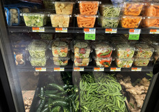 Nog meer op verschillende manieren gesneden rauwkosten en rauwkostmixen en los product