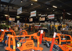 Van der Linden Fruitteeltmachines had weer een groot assortiment fruitteeltmachines tentoongesteld op de beurs