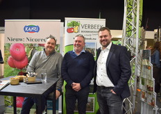 Eddy van Schoenwinkel van Somatrac (loonwerker uit België) op bezoek bij Han en Adrie Verbeek van Verbeek Boomkwekerijen