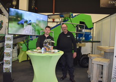 Inventtech staat ook voor het eerst in Houten met Jeffrey de Vries en André Otten met de Pickstar een multifunctioneel elektrisch aangedreven eenvoudig om te bouwen platform, hoogwerker en fruitoogstmachine