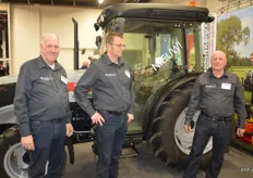 Het team van Hissink & Zn. bij de nieuwe Carraro agricube. Is sinds 2015 nieuwe op de markt in Nederland.