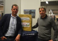 Gerben van Woudenberg voorzitter productgroep peer NFO en Jan Vernooij van Smartfresh.