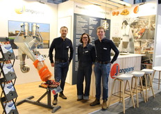 Sascha Wiegel, Jorien Sijnesael en Jesse Vonk van Jongejans Luchttechniek.