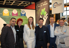 Zozk Shafik, Gaby Poot, Fleur en Menno Reijgersberg, Pascal Kouwenhoven en Raymond van der Burgh van Europe Retail Packing en Varekamp Coldstores. ERP viert dit jaar haar 25-jarig jubileum