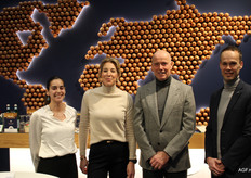 Vania Lopes, Chayenne en Jaap Wiskerke en Jaco Jansen van JWK Onions