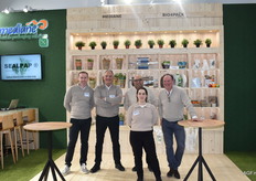 Bio4Pack bij Mediane op de stand met Mike Leistikow, Robert van der Laan, Lea Le Loët, Yasar Türkoglu en Patrick Gerritsen
