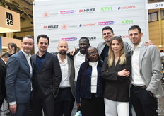 Het team van Foodcareplus, dat deze editie voor het eerst een eigen stand had op Fruit Logistica. Waar ze eerst van de gezamenlijke stand van Port of Antwerp-Bruges opereerden, was er nu volop drukte op de eigen stand