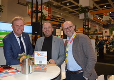 Arne Weveling, gedeputeerde van de provincie Zuid-Holland, Marcus Hutema, adviseur logistiek van de Provincie Zuid- Holland en Joris Cornelissen van Ministerie Infrastructuur en Waterstaat