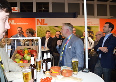 Richard Schouten opent de netwerkborrel waar wederom veel belangstelling voor was