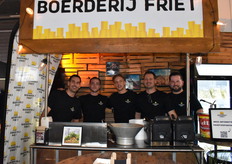 Toon, Giel, Quint, Joep en Michael: Het FrietTeam van BoerderijFriet