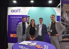 Aaff. geeft (oa. financieel) advies en Ronald Bleijenberg, Corstian de Looff, Jeanine Boonman, John Klippel en Paul Nieuwenhuize namen de honneurs waar