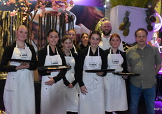 Scholieren van de HBR afdeling van scholengroep Praktiq uit Goes mochten helpen in de bediening op het VHC Kreko plein