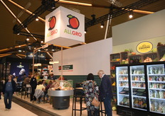 De stand van Allgro, met haar merk Simonne in de schijnwerpers