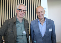 Adrie Bakker van Bakker Barendrecht met Ton van Dalen van Oxin Growers