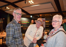 Hemmy van Jacqueline van Haaren praten bij met Dik Vogelaar