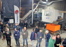 Wanneer de machines aan gingen kwamen de bezoekers in beweging.