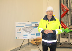 Paul Pallandt van Roma Nederland, dat de deuren en panelen leverde