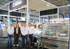 Alex Hofstee, Priscilla Binksma, Olav Sinke, Stein van Engelsen en Chiel van den Hengel van Ulma Packaging.