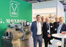 Tom van den Zegel, Jeroen Reiber, Duncan McIntyre, Geert Depaepe en Dmitry Nikitushkin van G. Mondini Benelux.