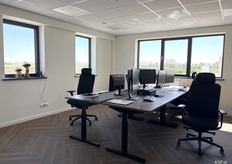 Het kantoor met een mooi uitzicht over het landschap van Kerkdriel.
