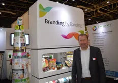 Erik de Roos van Bandall. Branding by Banding is het concept van dit bedrijf. Onderscheidend vermogen van het bandje om het product.