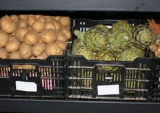 Bosuien, aardappelen, artisjokken en kleurenpeen