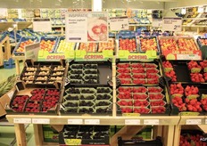Zachtfruit in het AGF-schap bij Hanos