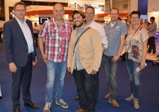 We kwamen Arie Verburg van FME tegen met John Verbruggen van Verbruggen paddenstoelen, met petje een Israëlische relatie, Corné Verboom van FME, Marco Wezenberg van Wezenberg Paddenstoelen en Wendy Verbruggen.