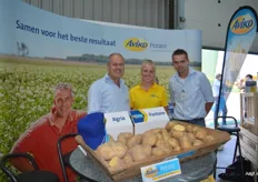 Het Aviko-team met Chris van den Boogaart, Wendy Penninkhof en Jan-Willem de Weert