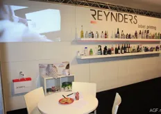 Reynders uit België etiketteert veel voedingsproducten waaronder ook fruit.